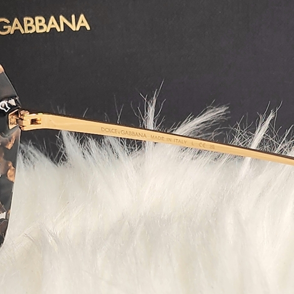 🩵 SOLD 🛎 Dolce & Gabbana Sunglasses - Picture 3 of 6